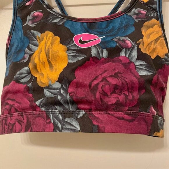 Nike Swoosh Icon Clash Floral Strappy Sports Bra Size Medium - Picture 7 of 12